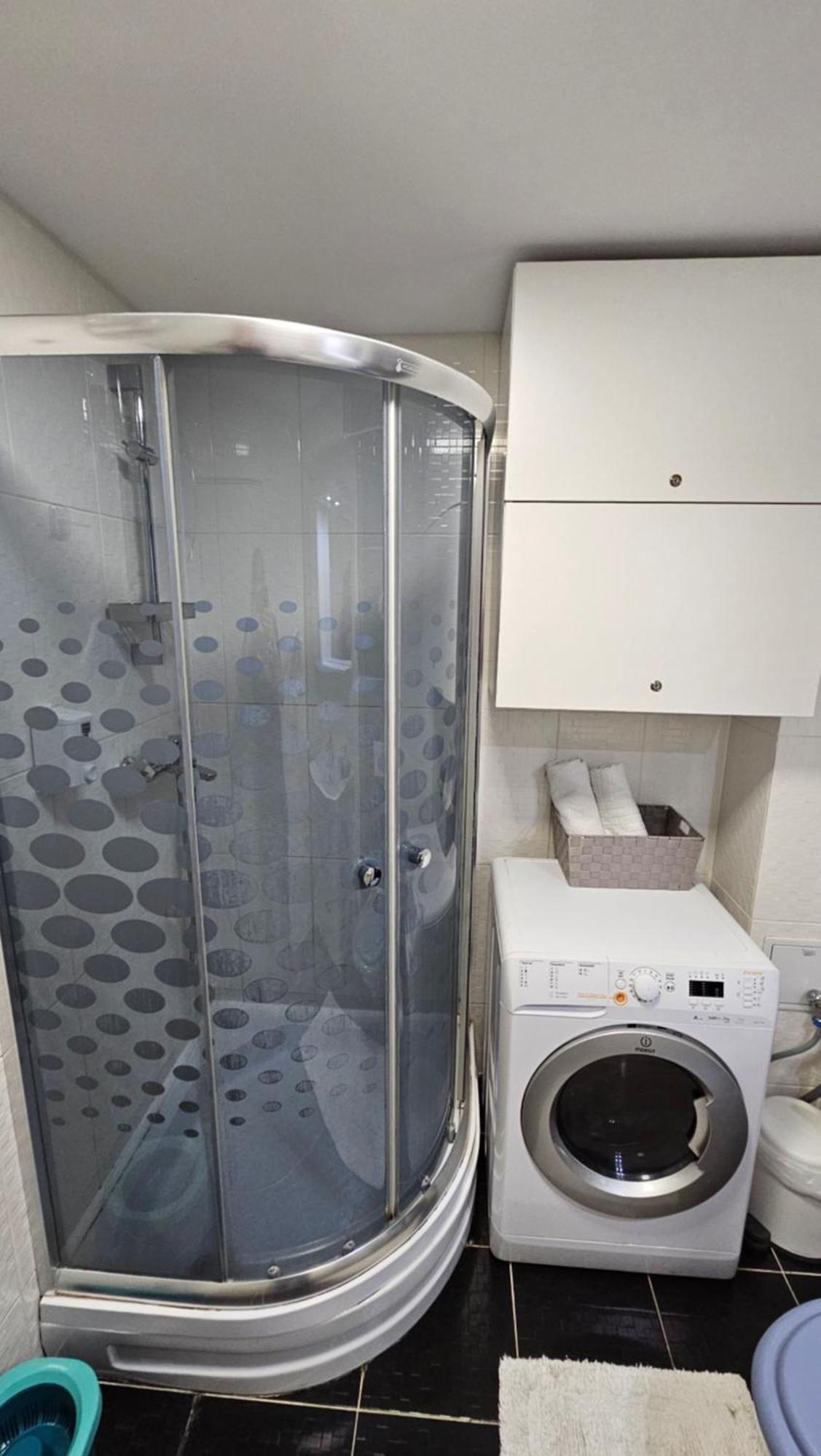 Airport Residence 3 奥托佩尼 外观 照片