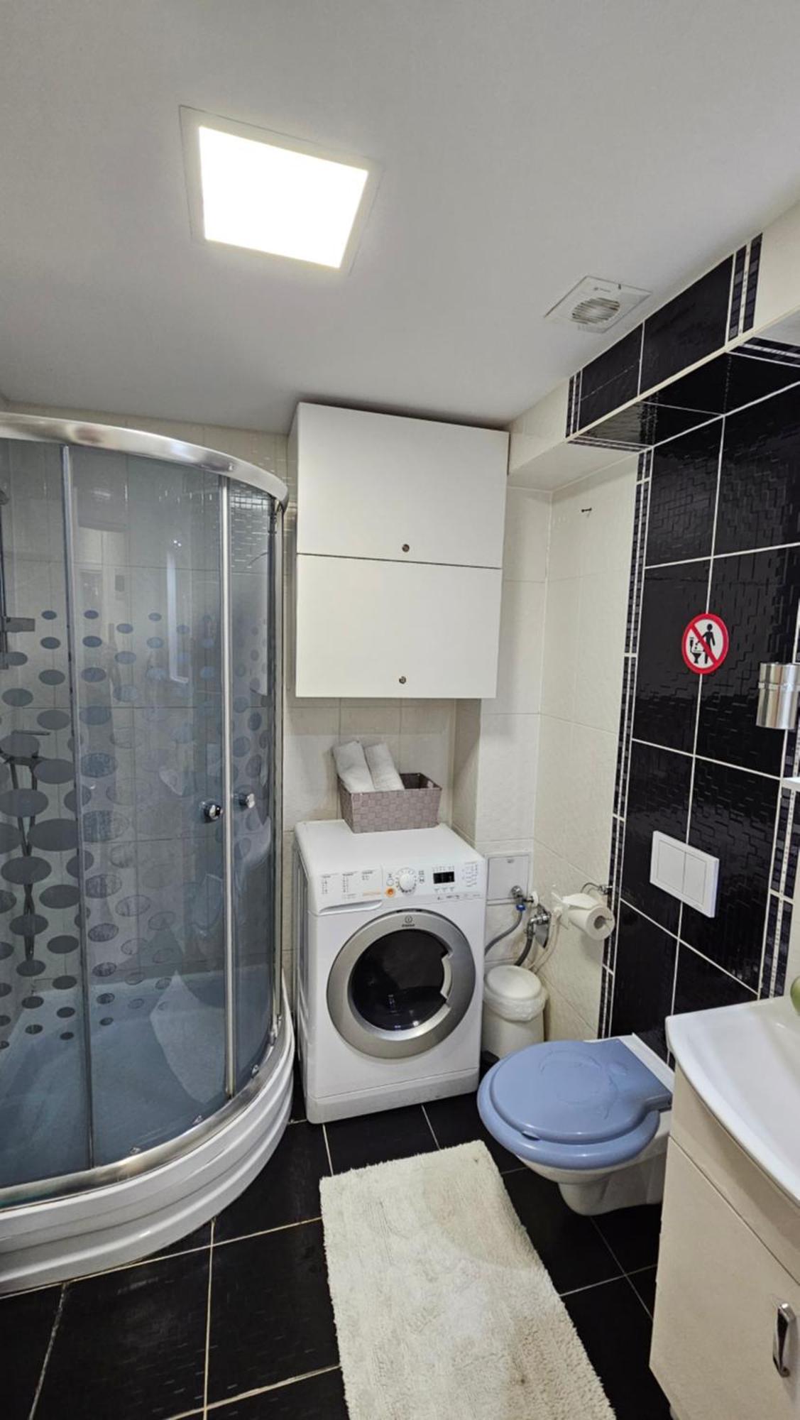 Airport Residence 3 奥托佩尼 外观 照片